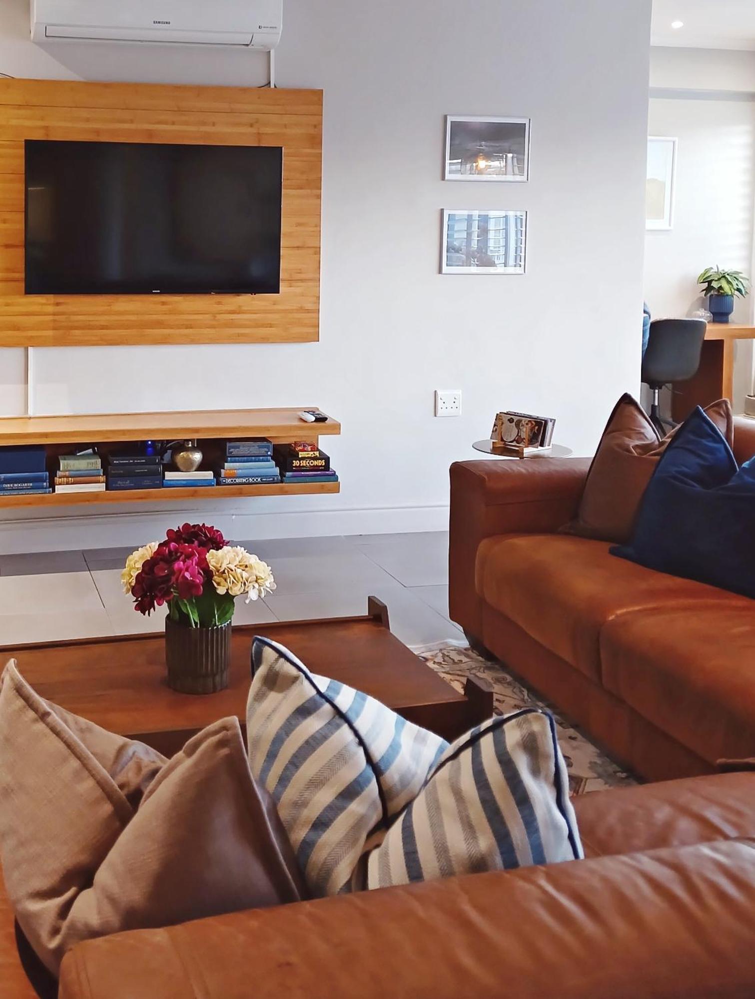 Apartment At Hermanus Waterfront エクステリア 写真